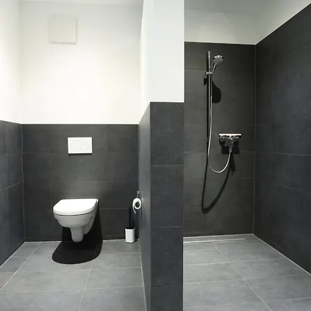 Apartment Paris Erfstadt: Spacious 3-room Near Cologne *