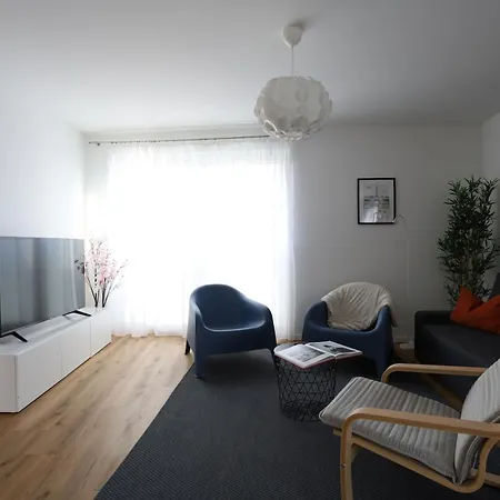 Apartment Paris Erfstadt: Spacious 3-room Near Cologne Erftstadt